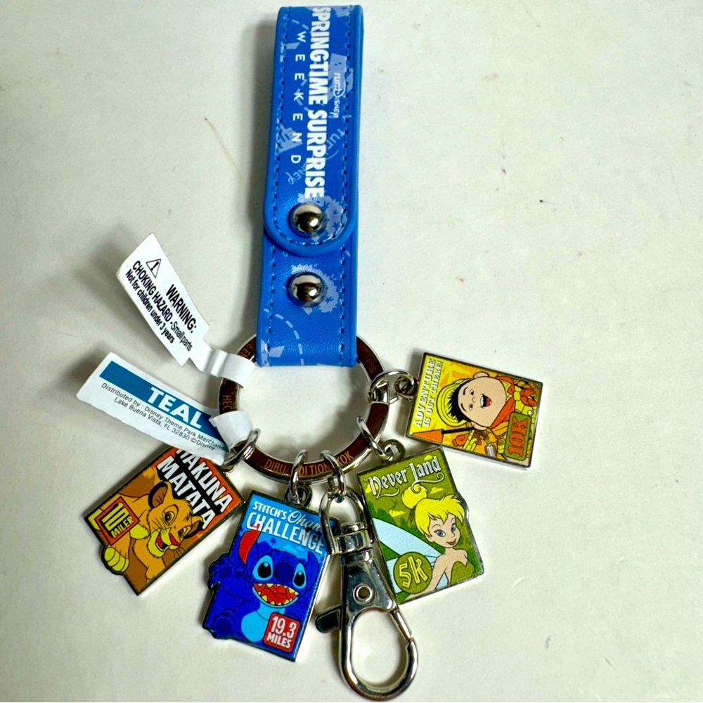NWT. Disney 2024 runDisney springtime surprise weekend keychain or bag charm